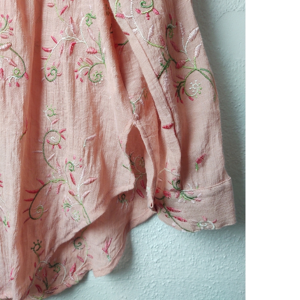 Anthropologie Fig and Flower Embroidered Tunic Blouse Roll Tab Button Front Pink - Picture 11 of 14